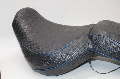 06-09 KAWASAKI VULCAN 900 VN900B CLASSIC OEM SEAT SADDLE