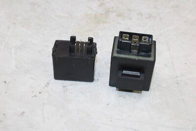 04-06 SUZUKI KATANA 750 GSX750F OEM TURN SIGNAL BLINKER RELAY FLASHER SWITCH SET