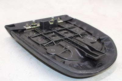 01-02 SUZUKI GSXR 1000 OEM REAR BACK PASSENGER TANDEM SEAT PAD SADDLE PILLION