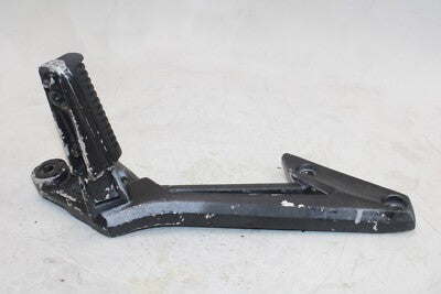 01-05 YAMAHA FZ1 Fazer FZS1000 OEM RIGHT REAR BACK PASSENGER PEG