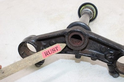 1996 Yamaha FZR600R OEM FRONT FORKS CLAMP LOWER TRIPLE TREE STEM