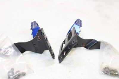 2003 BMW F650GS DAKAR FRONT FOOT RESTS PEGS STEPS SET PAIR FASTWAY
