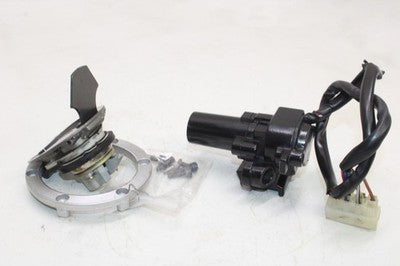 2009 KAWASAKI NINJA 250R EX250J OEM IGNITION LOCK SET W/ GAS CAP !no Key!