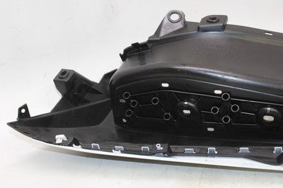 2018 YAMAHA XMAX CZD300 OEM RIGHT SIDE FOOT PANEL REST COWL