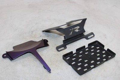 2007 SUZUKI GSXR 750 OEM FENDER ELIMINATOR LICENSE PLATE BRACKET