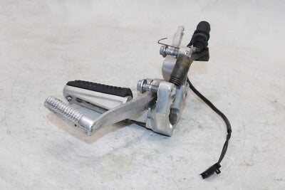 1997 YAMAHA YZF1000R OEM RIGHT REARSET REAR SET DRIVER FOOT PEG REST STOP