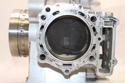2014 SUZUKI VSTROM DL1000A ABS OEM ENGINE CRANKCASE W PISTON FLYWHEEL CRANKSHAFT