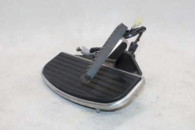 96-99 KAWASAKI VULCAN 1500 CLASSIC OEM RIGHT FRONT FOOT REST PEG W REAR MASTER