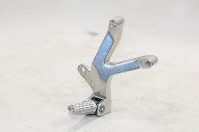 95-07 YAMAHA YZF600R OEM RIGHT REAR BACK PASSENGER PEG