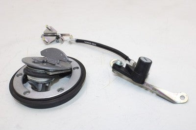 15-24 YAMAHA YZF R3 OEM REAR BACK SEAT LOCK W GAS CAP !no Key!
