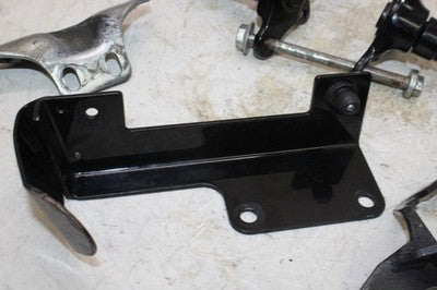 2002 HARLEY-DAVIDSON SPORTSTER 883 CUSTOM XL883C OEM MISC BRACKET MOUNT PAIR SET