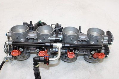 24-25 KAWASAKI NINJA ZX6R ZX636 OEM MAIN FUEL INJECTORS / THROTTLE BODIES