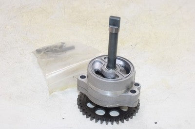 97-98 SUZUKI GSXR 600 OEM ENGINE MOTOR OIL PUMP