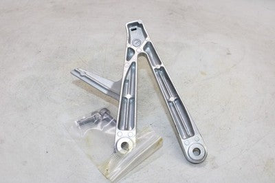 05-23 HONDA CBR600RR OEM RIGHT REAR BACK PASSENGER PEG