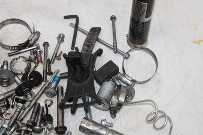 06-09 SUZUKI GSXR 600 OEM ENGINE MOUNTING BOLTS HARDWARE MOTOR SCREWS
