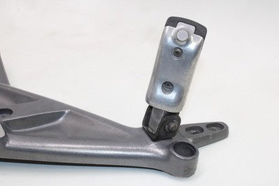 1997 TRIUMPH TROPHY 900 OEM LEFT REAR BACK PASSENGER FOOT PEG REST