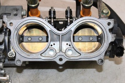 05-06 HONDA CBR600RR OEM MAIN FUEL INJECTORS / THROTTLE BODIES