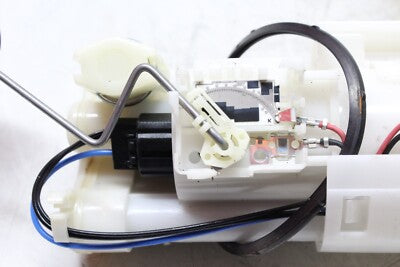 04-09 YAMAHA FZ6 OEM FUEL PUMP GAS PETROL SENDER UNIT
