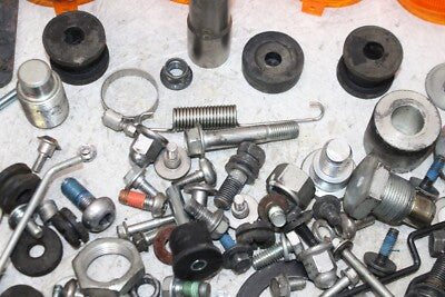 11-17 SUZUKI BOULEVARD C50 VL800 OEM ENGINE MOUNTING BOLTS HARDWARE MOTOR SCREWS