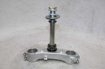 06-09 SUZUKI GSXR 600 OEM FRONT FORKS CLAMP LOWER TRIPLE TREE STEM