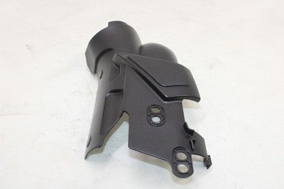 2009 Yamaha YZF R1 OEM RIGHT MUFFLER EXHAUST PIPE COVER HEAT SHIELD GUARD