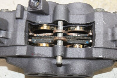 1990 SUZUKI GSXR1100 OEM RIGHT FRONT BRAKE CALIPER