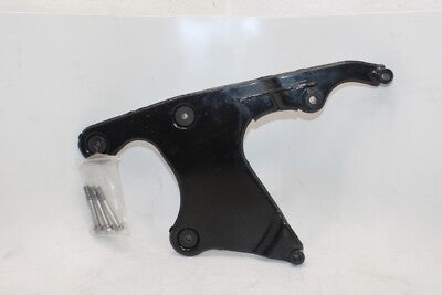 2006 SUZUKI BURGMAN AN400S OEM EXHAUST BRACKET MOUNT