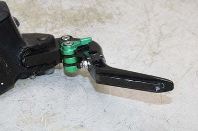 17-25 KAWASAKI Z650 EX650GJ OEM FRONT BRAKE MASTER CYLINDER W/ LEVER