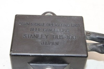 1996 KAWASAKI KZ1000P POLICE OEM TURN SIGNAL BLINKER RELAY FLASHER SWITCH