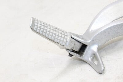 2003 SUZUKI GSXR750 OEM LEFT REAR BACK PASSENGER PEG