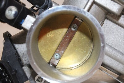 18-19 KTM 390 DUKE OEM MAIN FUEL INJECTORS / THROTTLE BODIES