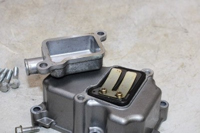 2007 SUZUKI GSXR 600 OEM CRANKCASE OIL BREATHER COVER