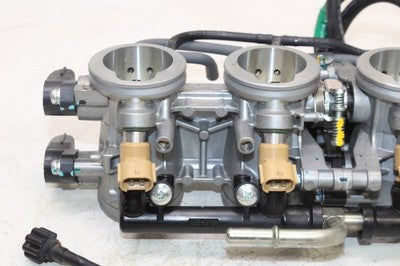 15-16 KAWASAKI VERSYS 1000 KLZ1000BFA OEM MAIN FUEL INJECTORS / THROTTLE BODIES