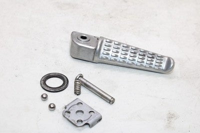 24-25 KAWASAKI NINJA ZX6R ZX636 OEM RIGHT REAR BACK PASSENGER PEG