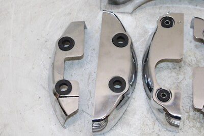 2015 SUZUKI BOULEVARD C50 VL800 OEM MOUNT BRACKET SET W BOLTS
