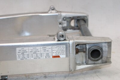 1998 SUZUKI GSXR600 OEM REAR SWINGARM BACK SUSPENSION SWING ARM