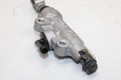 15-25 YAMAHA YZF R3 OEM REAR BACK BRAKE MASTER CYLINDER