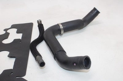 21-23 SUZUKI GSXS750Z OEM RADIATOR HOSES COOLANT WATER PIPES PAIR W COVER