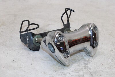 2008 YAMAHA V STAR 1100 XVS1100 CUSTOM OEM HANDLEBAR CLAMP MOUNT