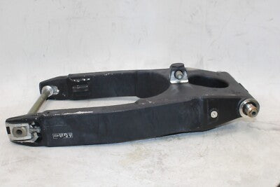2004 TRIUMPH DAYTONA 600 OEM REAR SWINGARM BACK SUSPENSION SWING ARM