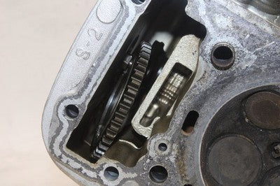 92-98 SUZUKI INTRUDER 800 VS800GL OEM REAR ENGINE TOP END CYLINDER HEAD