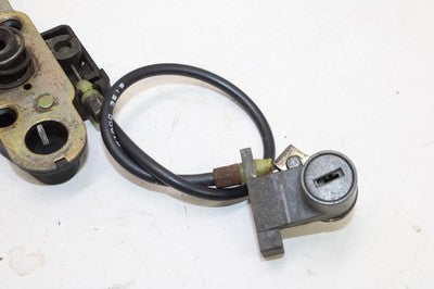 1994 SUZUKI GS500E OEM REAR BACK SEAT LOCK !NO KEY!