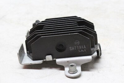 04-09 YAMAHA FZ6 OEM RECTIFIER VOLTAGE REGULATOR