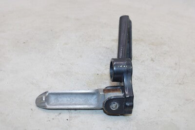 90-01 KAWASAKI NINJA ZX11 ZX-1100-D OEM RIGHT REAR BACK PASSENGER PEG