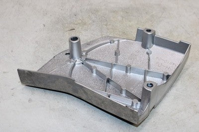 2007 HARLEY-DAVIDSON SPORTSTER 883 LOW XL883L OEM BELT COVER BRACKET