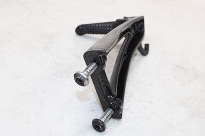 03-05 YAMAHA YZF R6 OEM LEFT REAR BACK PASSENGER PEG