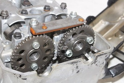 02-09 HONDA INTERCEPTOR 800 VFR800 OEM REAR ENGINE TOP END CYLINDER HEAD