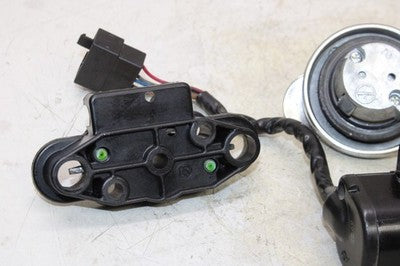 2009 KAWASAKI VULCAN 900 VN900D LT OEM IGNITION LOCK W GAS CAP SEAT LOCK !w Key!