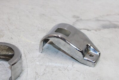 2004 KAWASAKI VULCAN VN1500E CLASSIC OEM FORKS UPPER TRIPLE TREE CLAMP COVER