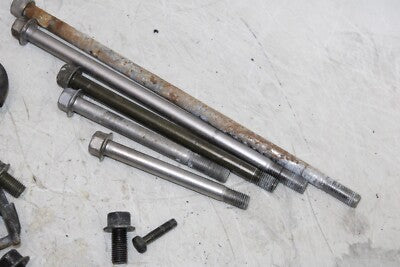 2004 YAMAHA V STAR 1100 XVS1100 OEM ENGINE MOUNTING BOLTS HARDWARE MOTOR SCREWS